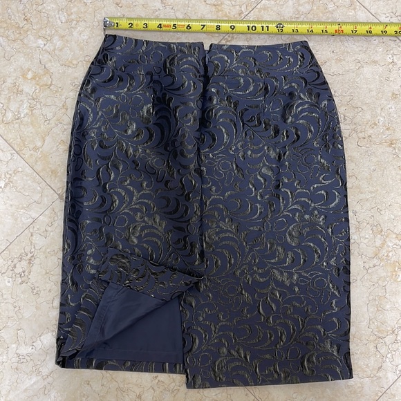 ALBERT NIPON SKIRT - Picture 6 of 6